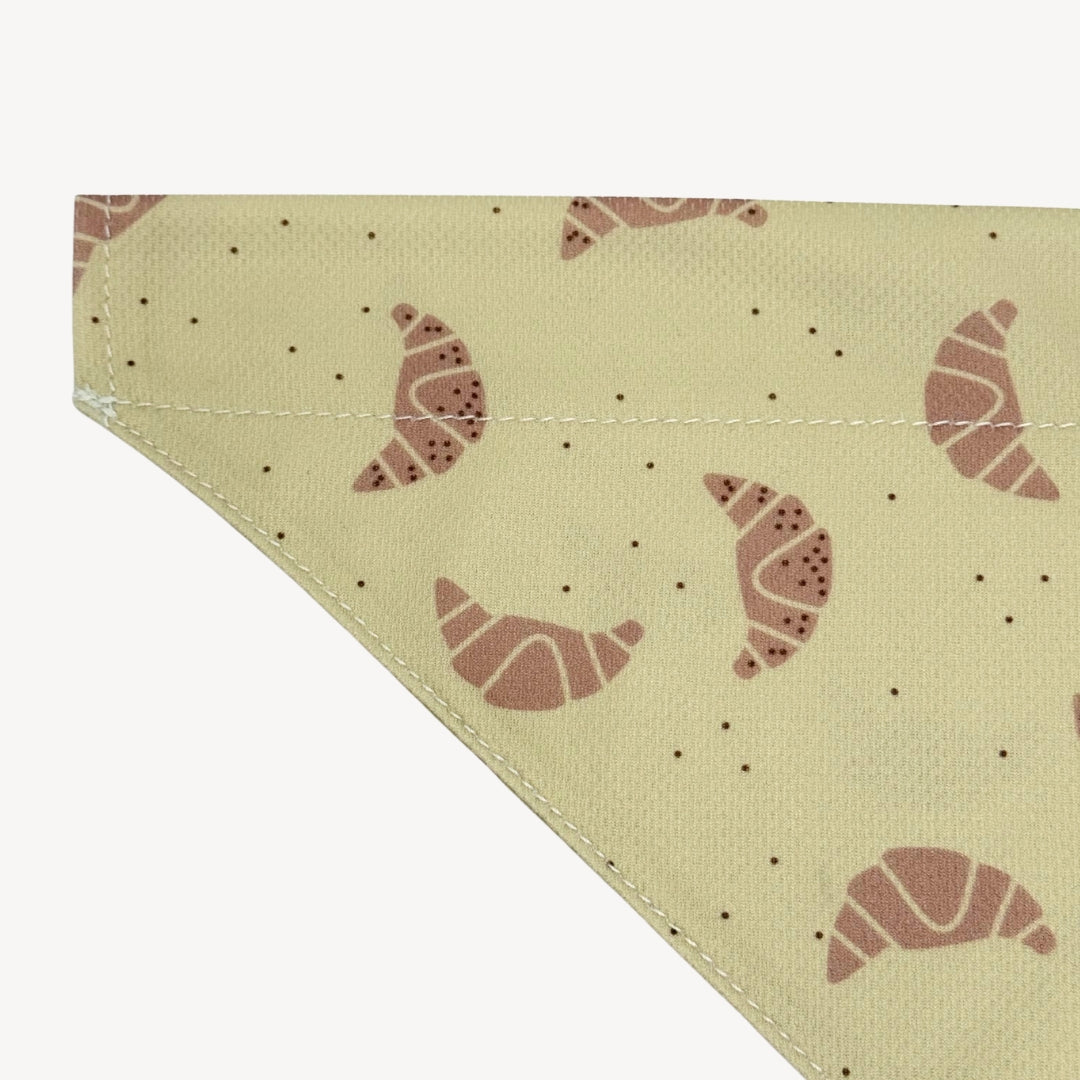 Croissant - Bandana Dog